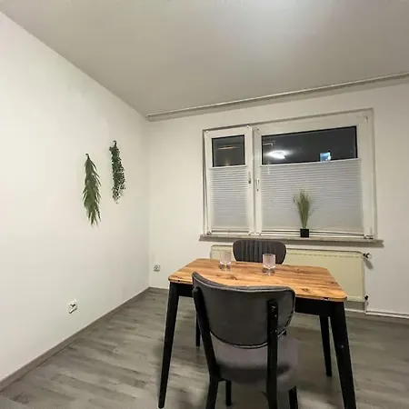 Apartman Livemore24 - 5 In Wlan - Smart-tv - 24-7 Check-in Und Kueche Duisburg