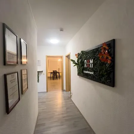 Apartman Livemore24 - 5 In Wlan - Smart-tv - 24-7 Check-in Und Kueche *