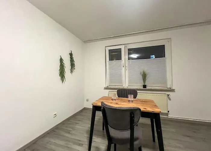 Lejlighed Livemore24 - 5 In Wlan - Smart-tv - 24-7 Check-in Und Kueche Duisburg