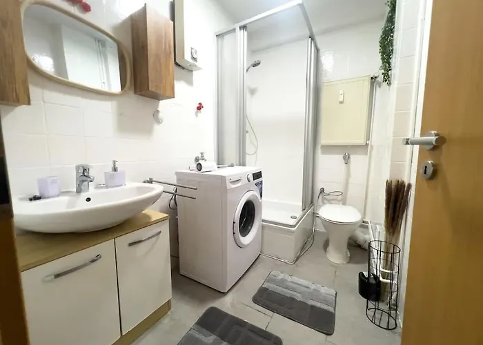 Livemore24 - 5 In Wlan - Smart-tv - 24-7 Check-in Und Kueche